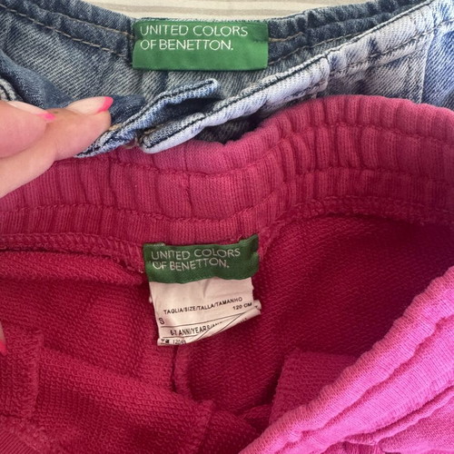 Benetton shorts like new, size 122 cm, blue and pink