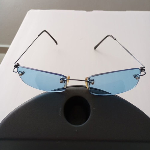 Vintage Y2K Sunglasses with Blue Lenses and Collectible PezeRva Case like new