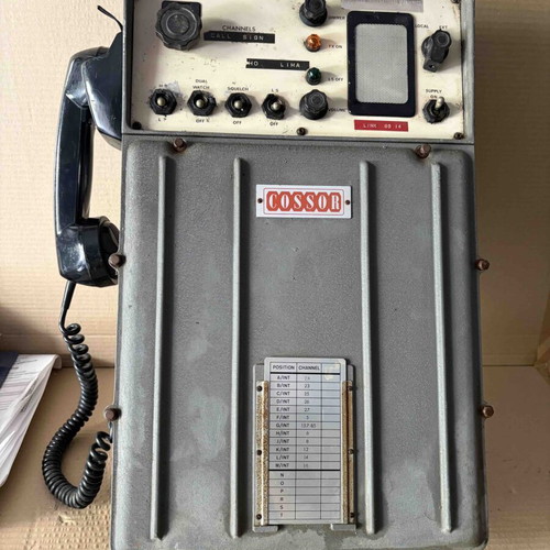 VHF Marine Transceiver 1960 with built-in handset