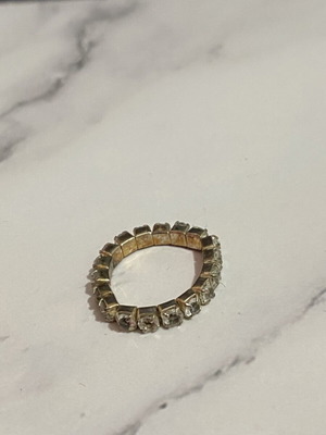 Elastic ring with rhinestones used, silver color