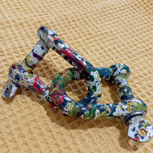 Modern decorative sculpture chain links, pop art style