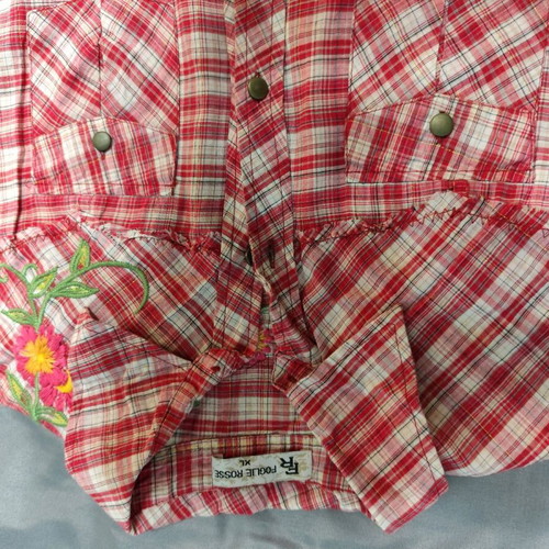 Women's checked shirt with embroidery like new, size XL
