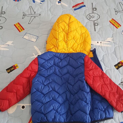 Benetton puffer jacket like new, seasonal, for 18-24 months