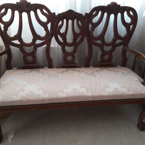 Chippendale style sofa set like new, 5 pieces, solid mahogany