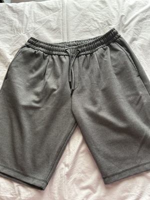 Men's Bermuda shorts XL gray like new