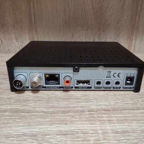 Edision Piccollino HD dual DVB-S2 DVB-T2 DVB-C combo receiver