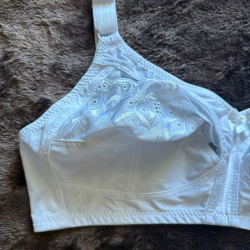 White bra 100C new