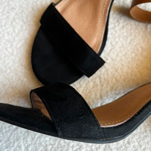 Parex two-tone high heel shoes size 37 used