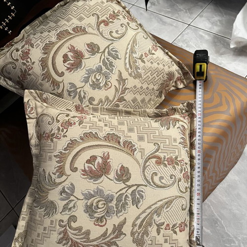 Set of 2 decorative pillows with firm filling, 40x40 cm