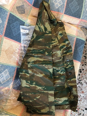 Camouflage uniform tunic size L new
