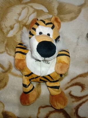 Tiger LAPIN HOUSE vintage CD case used, holds 20 CDs