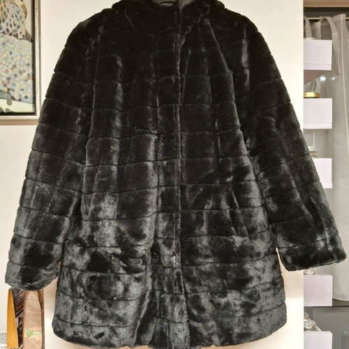 Parabita reversible fur jacket like new, black, sizes M and L