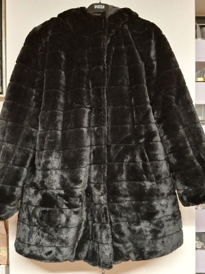 Parabita reversible fur jacket like new, black, sizes M and L