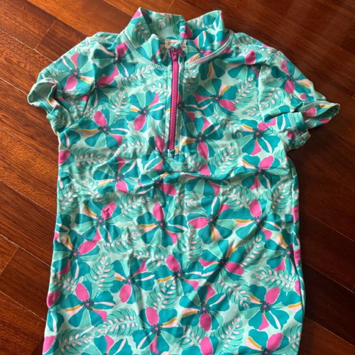 Swimsuit for 3-year-old girl like new