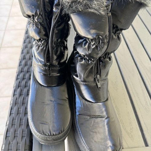 Γυναικείες μπότες Adam's Shoes νούμερο 37 με γούνα σαν καινούργιο, μαύρες