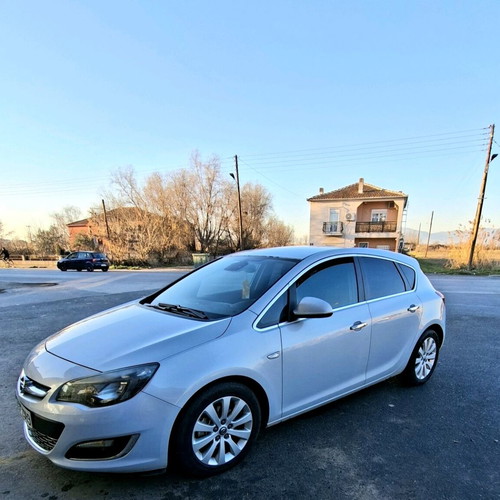 Opel Astra J 2013 like new, 1.7 Turbo Diesel EcoFlex, manual