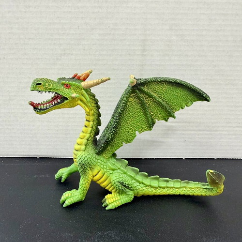 Bullyland Sleeping Beauty Dragon figure, excellent condition