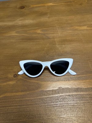 Stradivarius women's white sunglasses new