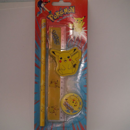 Pokemon Vintage Nintendo 2000 Stationery Set like new