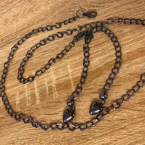 Metal adjustable black belt