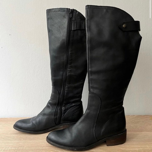 Leather boots size 39 used, black