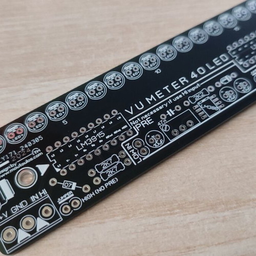 Audio Stereo VU Meter Bar 2x40 Leds (8xLM3915) Stereo PCB with Black Panel new