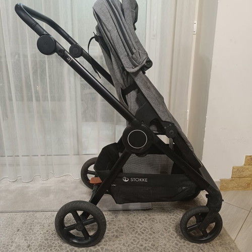Stokke Beat stroller like new, lightweight and compact urban design