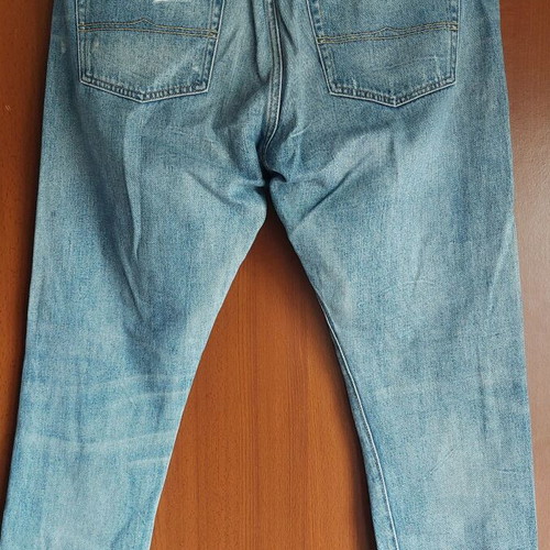 Ralph Lauren women's jeans like new with front rips size 29