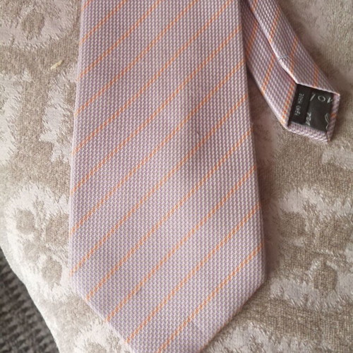 Pagoni House Tie like new, pink
