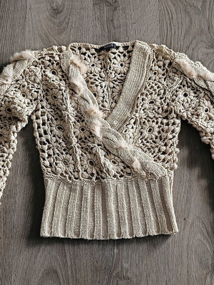 Morgan vintage crochet blouse with real fur, like new, beige, size M