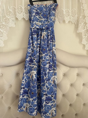 Karavan dress size medium one shoulder like new