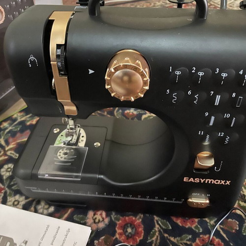 EASYmaxx Compact Sewing Machine like new