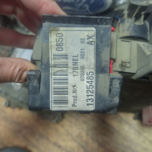 Fuse box for Opel Vectra C 13125485 AX used