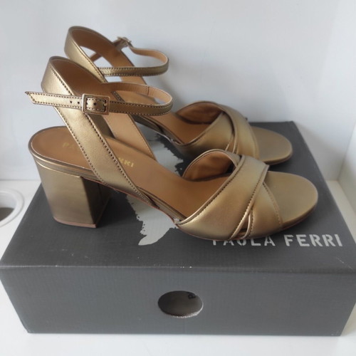 Paola Ferri leather sandals, gold, size 41, 7cm heel