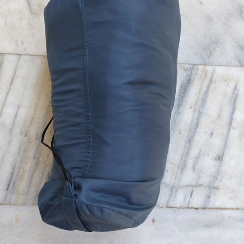 Diplomat Sleeping Bag Large with Carrying Case like new