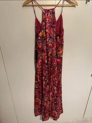Nicole Miller dress new with tags, size M