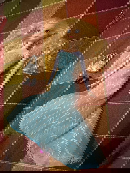 κούκλα Barbie Ελσα με αξεσουάρ