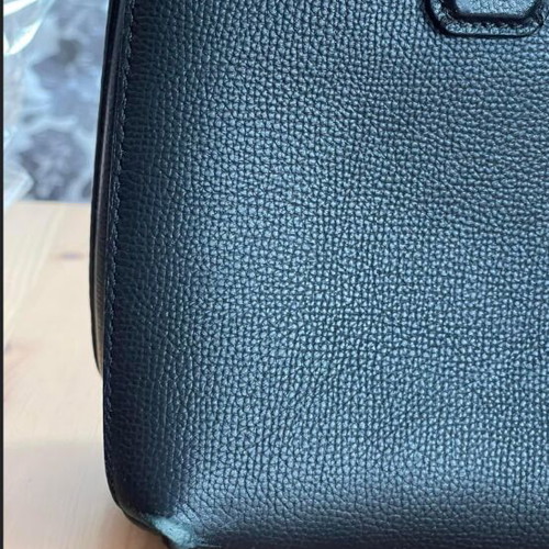 Burberry τσάντα χιαστί δερμάτινη μεταχειρισμένη με φθορές