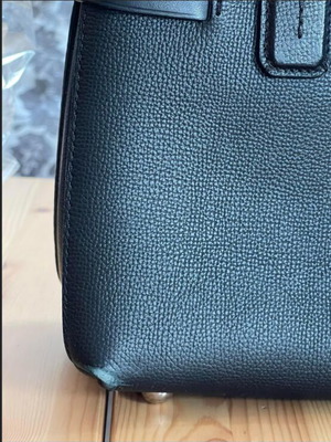 Burberry τσάντα χιαστί δερμάτινη μεταχειρισμένη με φθορές