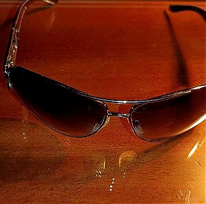 Γυαλιά ηλίου BVULGARI με την θήκη τους σε άριστη κατάσταση