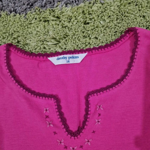 Dorothy Perkins Pink Cotton Embroidered Women Top Size M like new