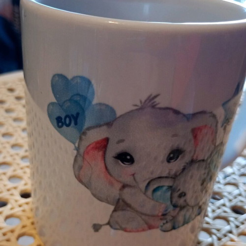 Mug with elephants used, in excellent condition
