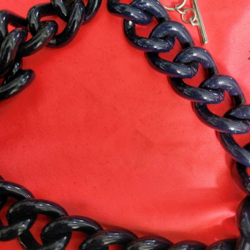 Metallic necklace chain glossy dark blue new