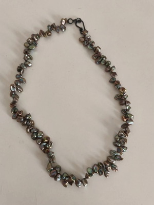 Baroque freshwater pearl necklace like new, irregular purple and grey