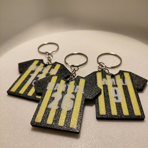 3D printed keychain with football player name and number new
