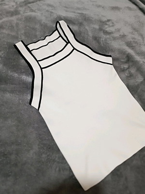 Top blouse tank used like new, white with black details, size S