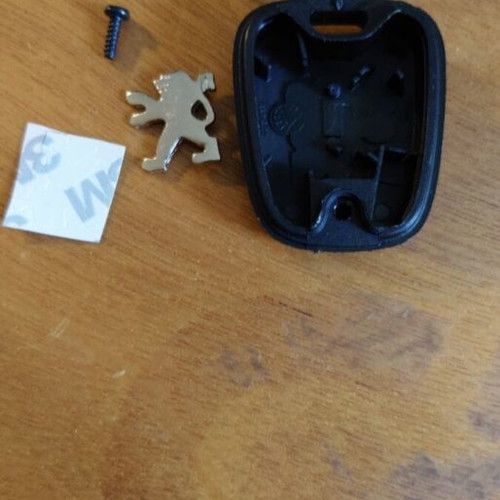 Genuine Peugeot 307 car key cover new plastic shell