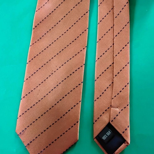 Silk tie like new, 100% silk