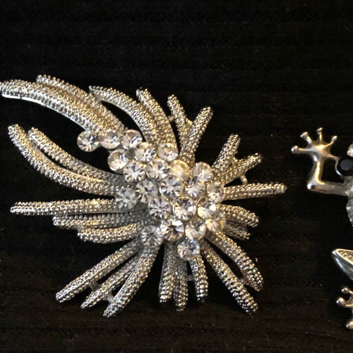 Abel & Lula pins new with strass, set of 4 pieces