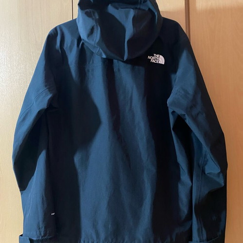 The North Face Dryzzle Futurelight jacket used, black, size S